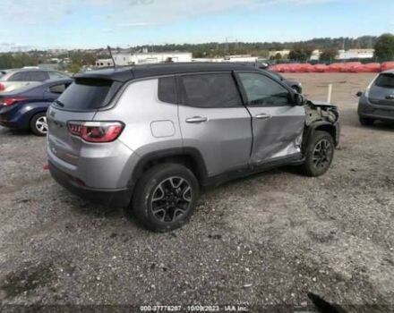 Серый Джип Компас, объемом двигателя 2.4 л и пробегом 23 тыс. км за 4500 $, фото 3 на Automoto.ua