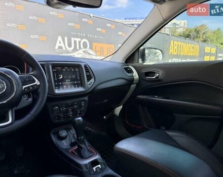 Джип Компас 2019 в Харькове на Automoto.ua Серый Джип Компас, объемом двигателя 2.36 л и пробегом 39 тыс. км за 17000 $, фото 14 на Automoto.ua