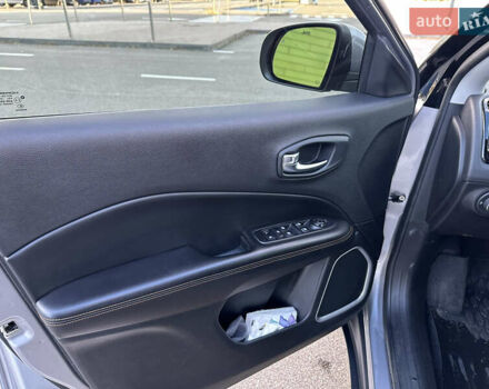 Сірий Джип Compass, об'ємом двигуна 2.36 л та пробігом 187 тис. км за 17700 $, фото 34 на Automoto.ua