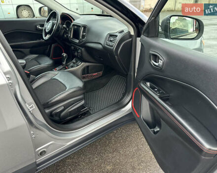 Серый Джип Компас, объемом двигателя 2.36 л и пробегом 181 тыс. км за 16500 $, фото 11 на Automoto.ua