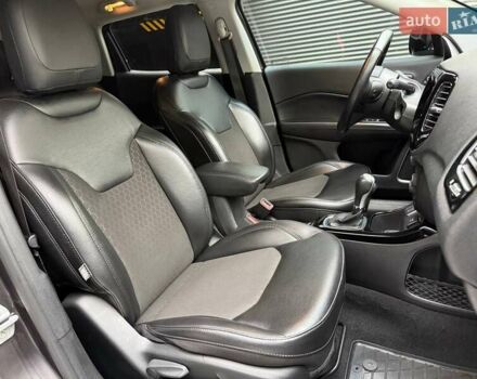 Сірий Джип Compass, об'ємом двигуна 2.36 л та пробігом 94 тис. км за 15990 $, фото 12 на Automoto.ua