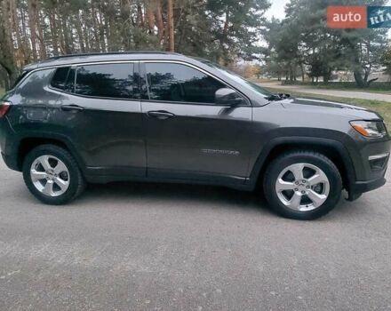 Серый Джип Компас, объемом двигателя 2.36 л и пробегом 78 тыс. км за 14700 $, фото 3 на Automoto.ua