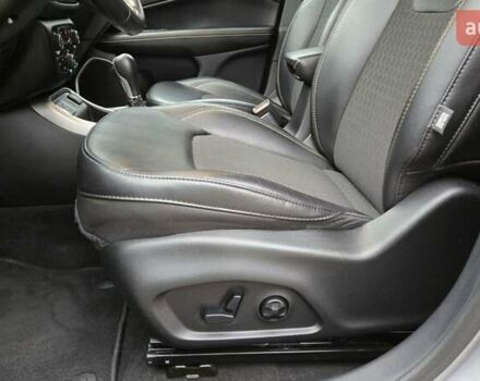 Сірий Джип Compass, об'ємом двигуна 2.36 л та пробігом 94 тис. км за 17100 $, фото 11 на Automoto.ua