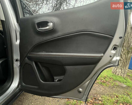 Серый Джип Компас, объемом двигателя 2.4 л и пробегом 40 тыс. км за 16800 $, фото 18 на Automoto.ua