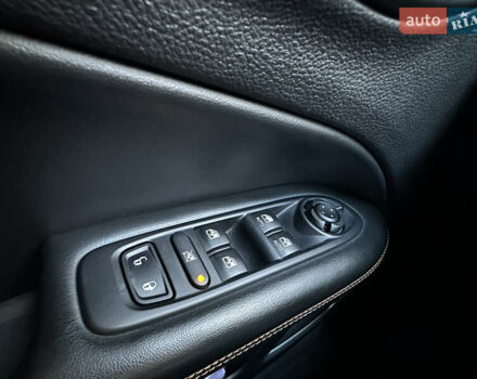 Сірий Джип Compass, об'ємом двигуна 2.36 л та пробігом 187 тис. км за 17700 $, фото 35 на Automoto.ua