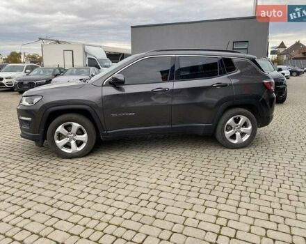 Джип Compass 2019 у Львові на Automoto.ua Сірий Джип Compass, об'ємом двигуна 2.36 л та пробігом 106 тис. км за 15300 $, фото 3 на Automoto.ua
