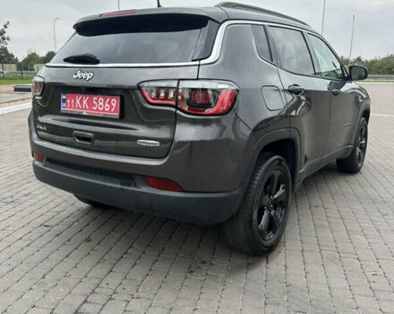 Серый Джип Компас, объемом двигателя 2.4 л и пробегом 112 тыс. км за 13600 $, фото 5 на Automoto.ua
