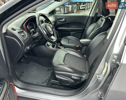 Серый Джип Компас, объемом двигателя 2.36 л и пробегом 181 тыс. км за 16500 $, фото 6 на Automoto.ua