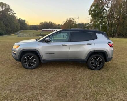 Серый Джип Компас, объемом двигателя 2.4 л и пробегом 38 тыс. км за 10000 $, фото 3 на Automoto.ua