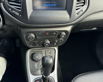 Серый Джип Компас, объемом двигателя 2.36 л и пробегом 133 тыс. км за 16450 $, фото 16 на Automoto.ua