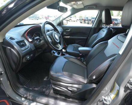 Сірий Джип Compass, об'ємом двигуна 2.4 л та пробігом 59 тис. км за 11500 $, фото 8 на Automoto.ua