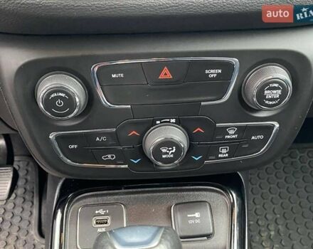 Серый Джип Компас, объемом двигателя 2.36 л и пробегом 201 тыс. км за 15499 $, фото 42 на Automoto.ua