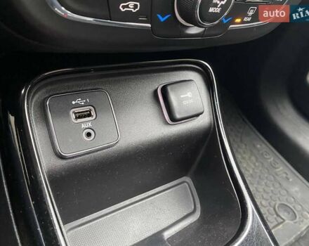 Серый Джип Компас, объемом двигателя 2.36 л и пробегом 201 тыс. км за 15499 $, фото 56 на Automoto.ua