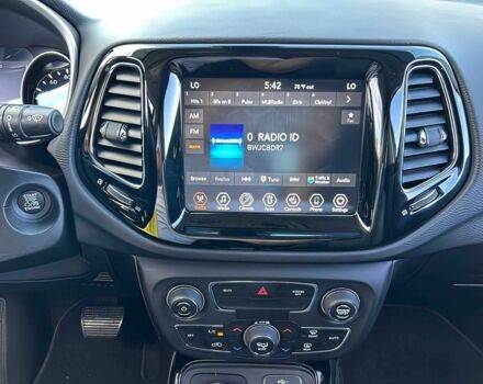 Сірий Джип Compass, об'ємом двигуна 2.4 л та пробігом 32 тис. км за 9900 $, фото 11 на Automoto.ua