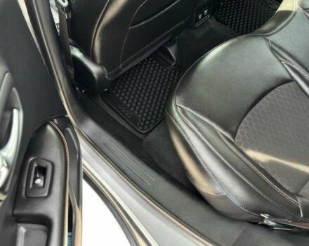 Сірий Джип Compass, об'ємом двигуна 2.4 л та пробігом 24 тис. км за 13000 $, фото 18 на Automoto.ua