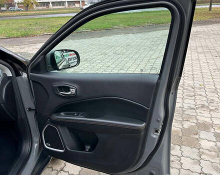 Серый Джип Компас, объемом двигателя 2.4 л и пробегом 110 тыс. км за 16900 $, фото 11 на Automoto.ua