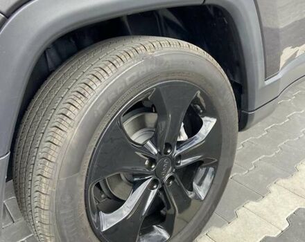 Сірий Джип Compass, об'ємом двигуна 2.36 л та пробігом 49 тис. км за 15500 $, фото 18 на Automoto.ua