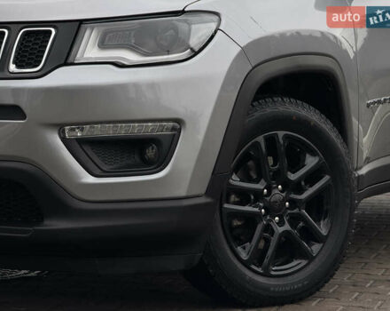 Серый Джип Компас, объемом двигателя 2.4 л и пробегом 130 тыс. км за 16950 $, фото 7 на Automoto.ua