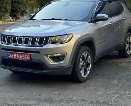 Серый Джип Компас, объемом двигателя 2.4 л и пробегом 194 тыс. км за 14300 $, фото 3 на Automoto.ua