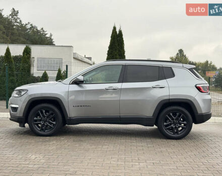 Серый Джип Компас, объемом двигателя 2.4 л и пробегом 130 тыс. км за 16950 $, фото 9 на Automoto.ua