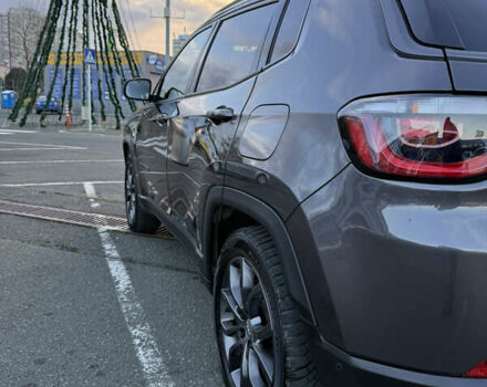 Серый Джип Компас, объемом двигателя 1.33 л и пробегом 76 тыс. км за 27999 $, фото 8 на Automoto.ua