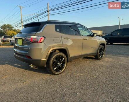 Сірий Джип Compass, об'ємом двигуна 2.36 л та пробігом 32 тис. км за 3900 $, фото 3 на Automoto.ua