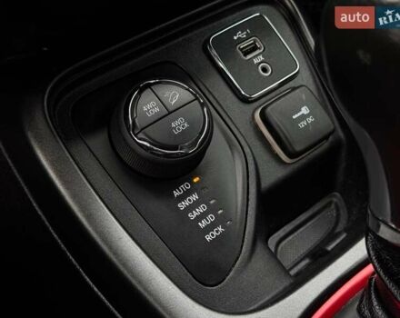 Сірий Джип Compass, об'ємом двигуна 2.36 л та пробігом 199 тис. км за 13900 $, фото 35 на Automoto.ua