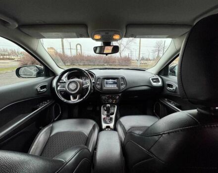 Серый Джип Компас, объемом двигателя 0 л и пробегом 60 тыс. км за 14100 $, фото 8 на Automoto.ua