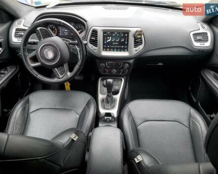 Сірий Джип Compass, об'ємом двигуна 2.36 л та пробігом 48 тис. км за 3100 $, фото 7 на Automoto.ua