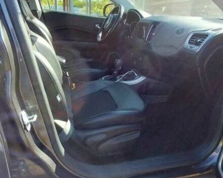Сірий Джип Compass, об'ємом двигуна 2.4 л та пробігом 78 тис. км за 15000 $, фото 5 на Automoto.ua