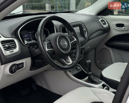 Серый Джип Компас, объемом двигателя 2.4 л и пробегом 130 тыс. км за 16950 $, фото 27 на Automoto.ua