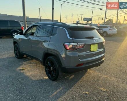 Сірий Джип Compass, об'ємом двигуна 2.36 л та пробігом 32 тис. км за 3900 $, фото 2 на Automoto.ua