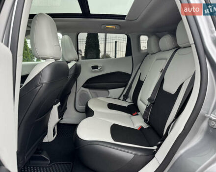 Серый Джип Компас, объемом двигателя 2.4 л и пробегом 130 тыс. км за 16950 $, фото 35 на Automoto.ua