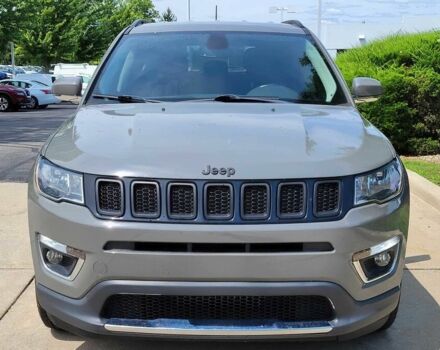 Сірий Джип Compass, об'ємом двигуна 2.4 л та пробігом 32 тис. км за 5500 $, фото 1 на Automoto.ua