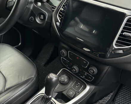 Серый Джип Компас, объемом двигателя 2.36 л и пробегом 20 тыс. км за 18000 $, фото 7 на Automoto.ua