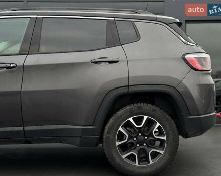 Сірий Джип Compass, об'ємом двигуна 2.36 л та пробігом 199 тис. км за 13900 $, фото 5 на Automoto.ua