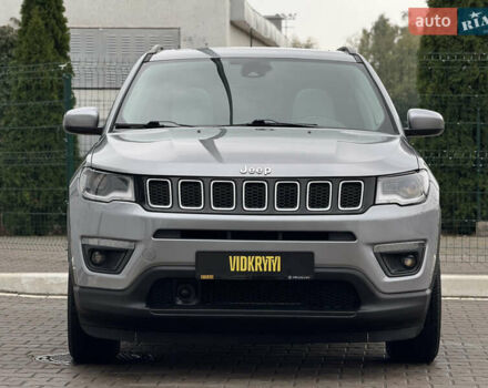 Серый Джип Компас, объемом двигателя 2.4 л и пробегом 130 тыс. км за 16950 $, фото 2 на Automoto.ua