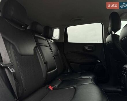 Сірий Джип Compass, об'ємом двигуна 2.36 л та пробігом 199 тис. км за 13900 $, фото 47 на Automoto.ua