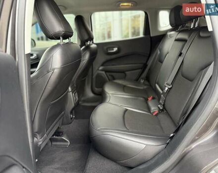 Сірий Джип Compass, об'ємом двигуна 2.36 л та пробігом 50 тис. км за 15999 $, фото 16 на Automoto.ua
