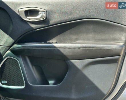 Сірий Джип Compass, об'ємом двигуна 2.4 л та пробігом 84 тис. км за 17490 $, фото 23 на Automoto.ua