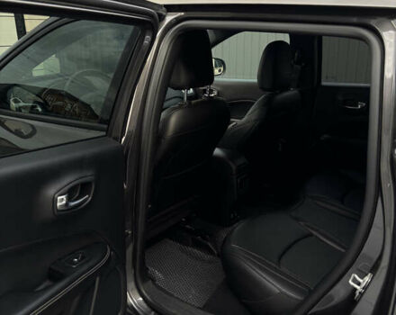 Серый Джип Компас, объемом двигателя 2.36 л и пробегом 20 тыс. км за 18000 $, фото 11 на Automoto.ua