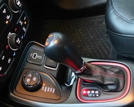 Сірий Джип Compass, об'ємом двигуна 2.4 л та пробігом 69 тис. км за 12700 $, фото 15 на Automoto.ua