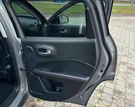 Серый Джип Компас, объемом двигателя 2.4 л и пробегом 110 тыс. км за 16900 $, фото 12 на Automoto.ua