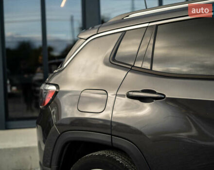 Серый Джип Компас, объемом двигателя 2.36 л и пробегом 108 тыс. км за 17900 $, фото 10 на Automoto.ua