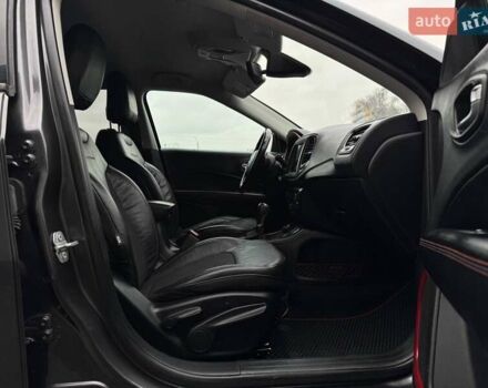 Сірий Джип Compass, об'ємом двигуна 2.36 л та пробігом 199 тис. км за 13900 $, фото 52 на Automoto.ua