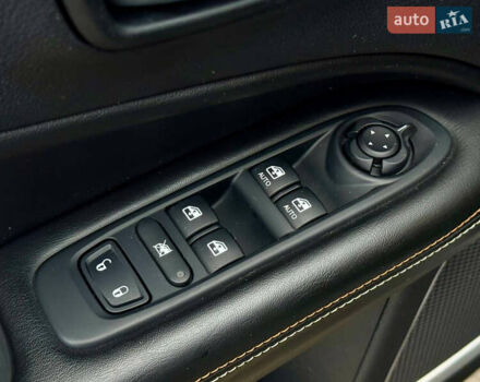 Сірий Джип Compass, об'ємом двигуна 2.4 л та пробігом 128 тис. км за 17800 $, фото 22 на Automoto.ua