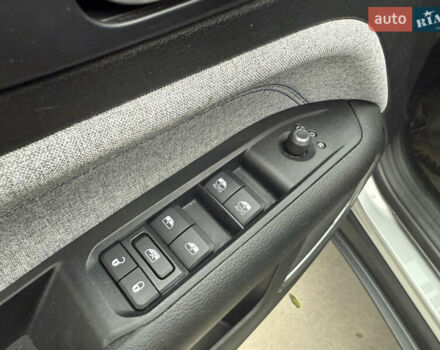 Сірий Джип Compass, об'ємом двигуна 2.36 л та пробігом 73 тис. км за 21900 $, фото 44 на Automoto.ua