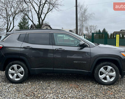 Серый Джип Компас, объемом двигателя 2.4 л и пробегом 111 тыс. км за 18999 $, фото 7 на Automoto.ua