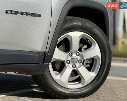 Сірий Джип Compass, об'ємом двигуна 2.4 л та пробігом 128 тис. км за 16900 $, фото 9 на Automoto.ua
