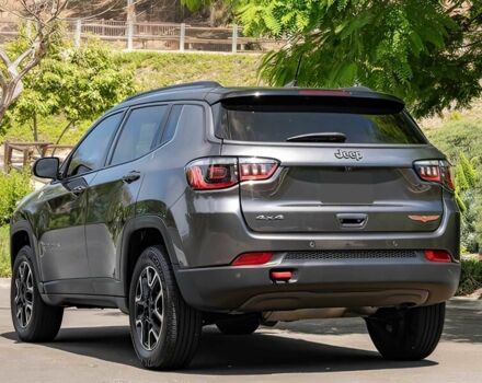 Серый Джип Компас, объемом двигателя 2.4 л и пробегом 14 тыс. км за 5400 $, фото 6 на Automoto.ua